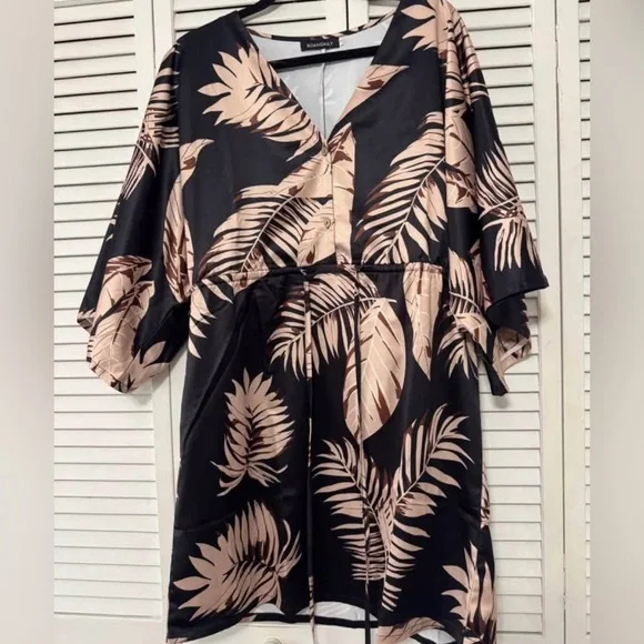 Dress - Picture 5 of 7